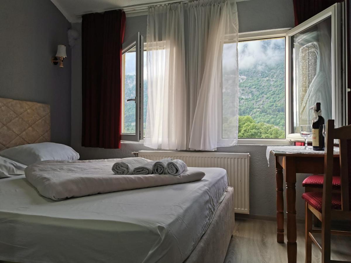 Hotel Rosi Gusinje Ngoại thất bức ảnh